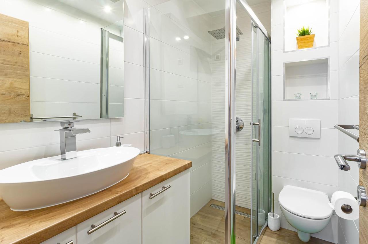 Apartments Marinici Rijeka - With Private Parking Bagian luar foto
